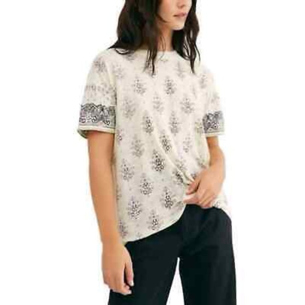 2️⃣8️⃣Free People Maybelle Camo-Print T-Shirt Ivory